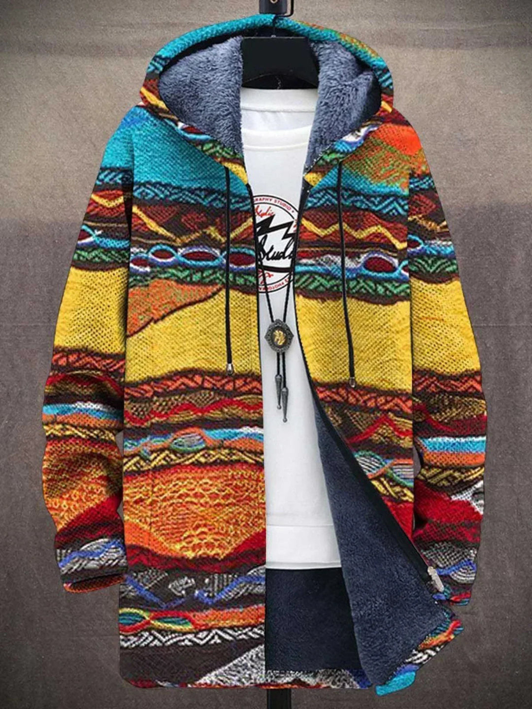 Victoria | Luxurious Cardigan with Artistic Inspiration