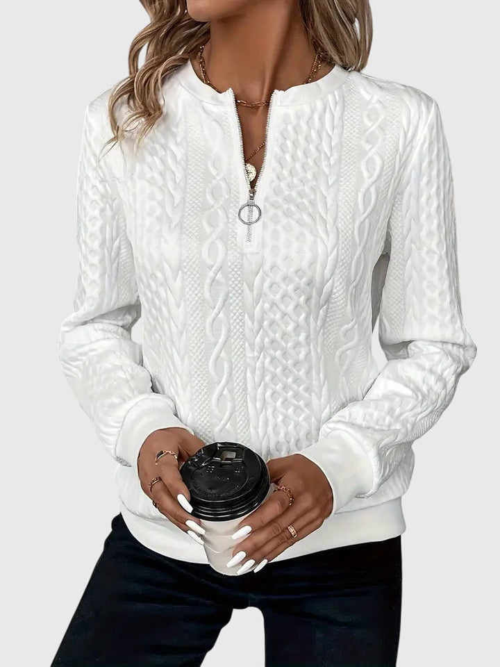 Victoria | Zipped Sweater